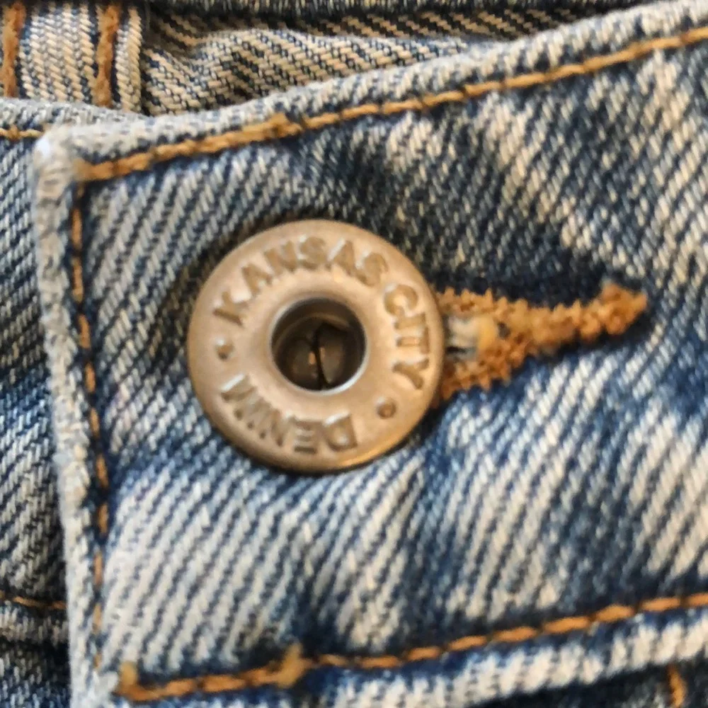 Baldwin Willow Flare Jeans Size 28 NWT - Picture 10 of 17